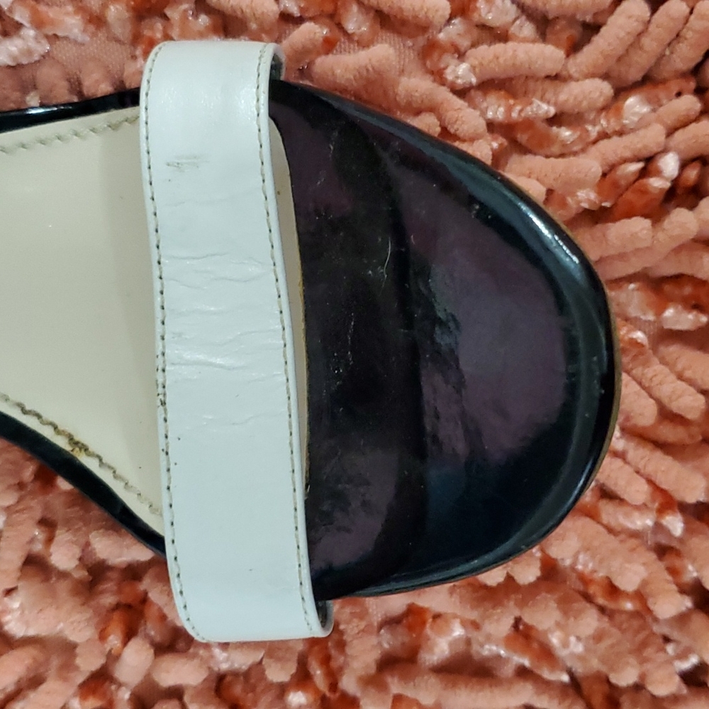 Shoes - Picture 2 of 8